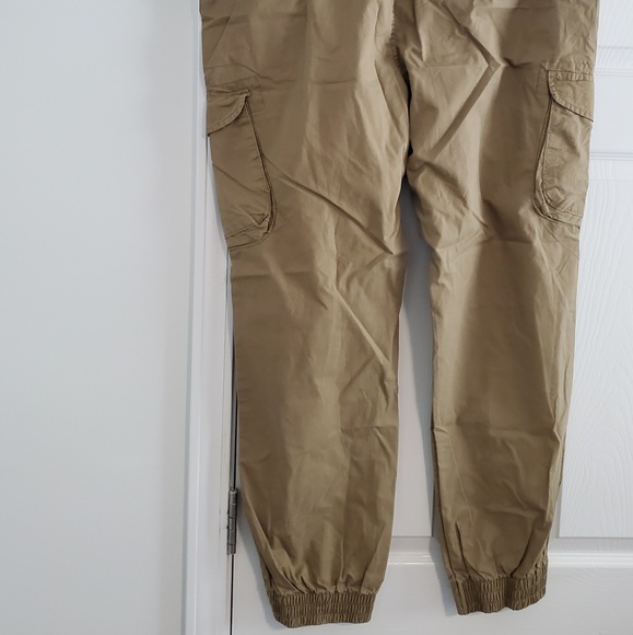 Men's Cargo Joggers - Picture 4 of 4